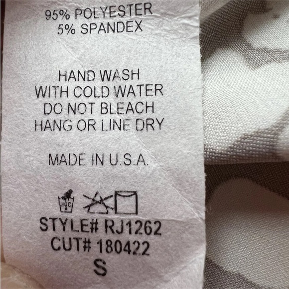 By Together Taupe and White Patterned Blouse - Picture 6 of 10